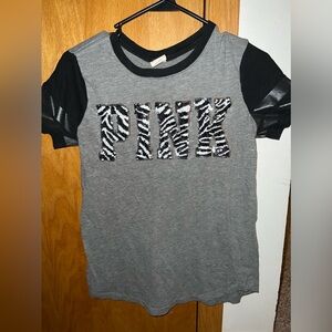 Pink Shirt, Small, Gray